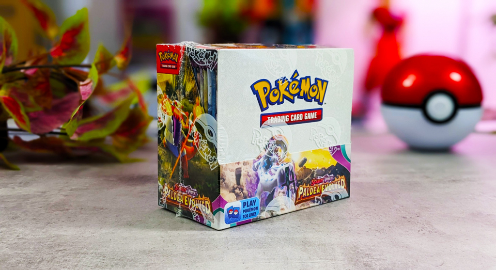 Unboxing d'une Display Pokémon Évolutions à Paldea